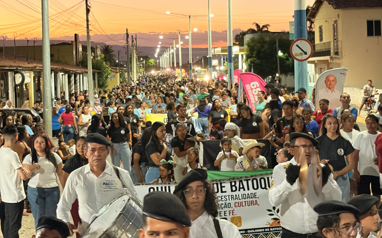 Desfile cívico leva história, educação e orgulho às ruas de Pacujá